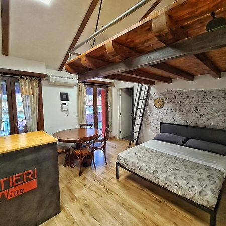 Regis B&B Camere Centro Storico Chivasso Kültér fotó